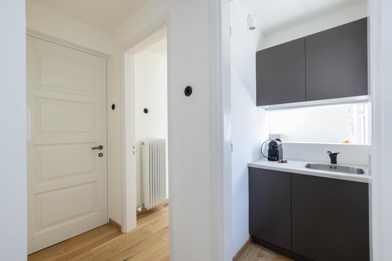 Meno Suite With Private Terrace - Jaccuzzi, Acropolis View Atény Exteriér fotografie